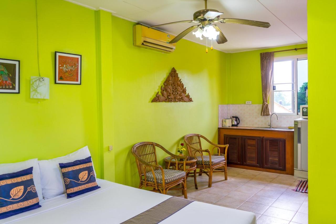 Chez Charly Bungalow Nai Yang Beach Esterno foto